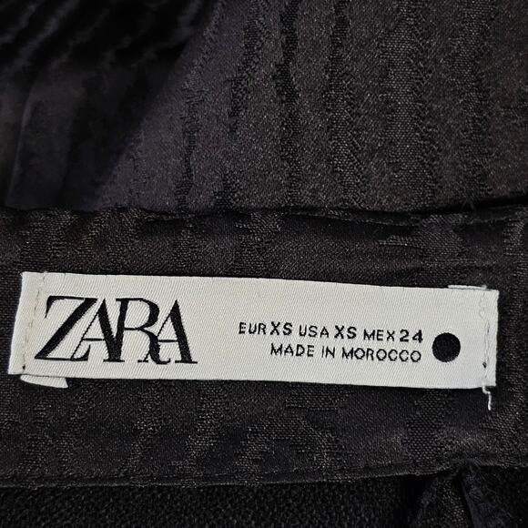 Zara Women's Black Mini Skirt Size XS Animal Print Stripe Contemporary Mob Wife - Picture 4 of 7